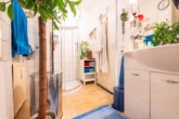 Provisionsfrei: Traumhafte 2- Zimmer Erdgeschosswohnung mit eigenem Garten in Hürth-Fischenich - Badezimmer Ansicht 2