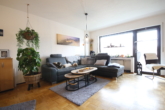 Helle 3-Zimmer Wohnung in Alt-Hürth mit 2 Balkonen und Garage - Wohnzimmer