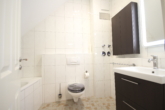 Singles und Paare aufgepasst - Modernisierte Wohnung mit hohen Decken in Hürth-Efferen - Badezimmer