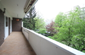 Vielseitiges Wohnen in großzügiger 4-Zimmer-Wohnung in Hürth-Hermülheim - Balkon Mit Blick Ins Grüne