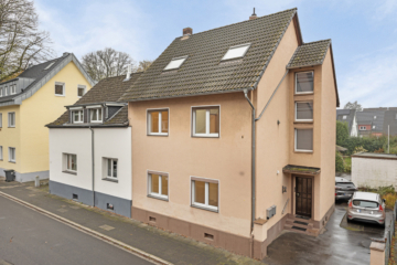 Grosses Zweifamilienhaus mit Garten in bester Lage von Hürth-Efferen, 50354 Hürth, Zweifamilienhaus